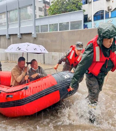 चीनमध्ये अतिवृष्टीमुळे महापुराचे संकट