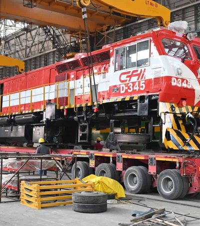 भारतीय रेल्वे इंजिनांची मोझांबिकला निर्यात