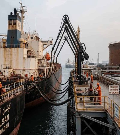 भारताने इराणी तेल नाकारले