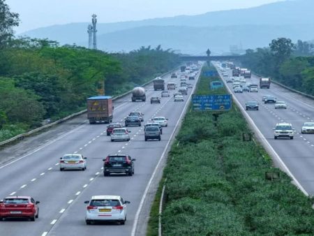 मुंबई पुणे द्रुतगती मार्ग सज्ज