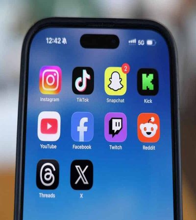 आंध्रप्रदेशात मुलांच्या सामाजिक माध्यमांवर निर्बंध  