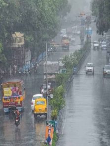 ईशान्य भारतात मुसळधार पावसाचा इशारा