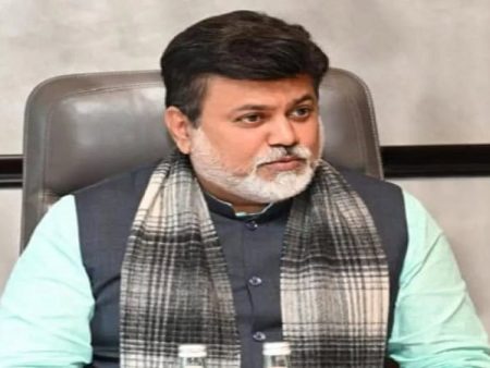 रोजगार निर्मितीत राज्य प्रगतीपथावर