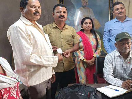 विठ्ठलवाडी आगारात स्मार्ट कार्ड नोंदणी सुरू