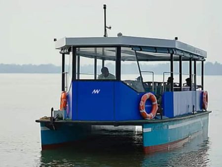 मुंबईच्या समुद्र स्वच्छतेसाठी स्वयंचलित बोटी