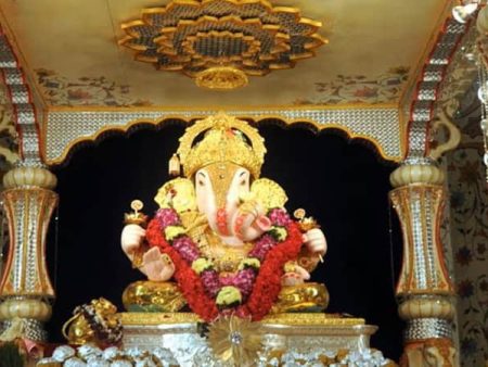 दगडूशेठ गणपती मंदिराला अ दर्जा