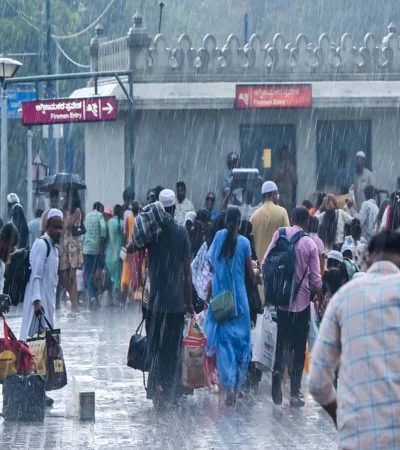 बंगळुरूत पावसामुळे जनजीवन विस्कळीत