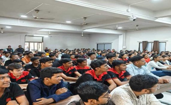 नीट फेरपरीक्षार्थींना आयआयबीचा दिलासा