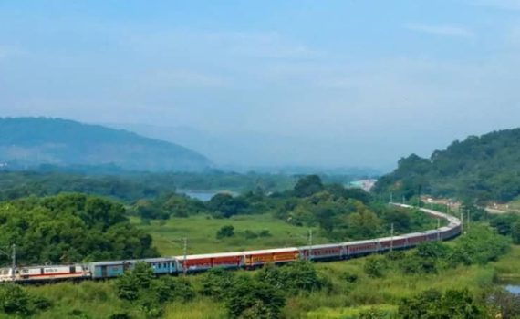 कोकण रेल्वेचे पावसाळी वेळापत्रक जाहीर
