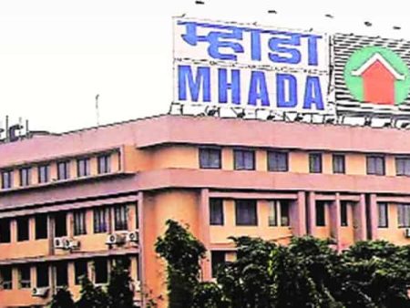 म्हाडाच्या घरांसाठीची स्पर्धा घटली