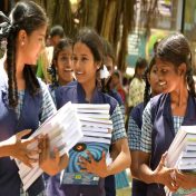 समग्र शिक्षा अभियानाचा विशेष आढावा