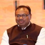 सरकारी जमिनींवरील अतिक्रमणांबाबत इशारा