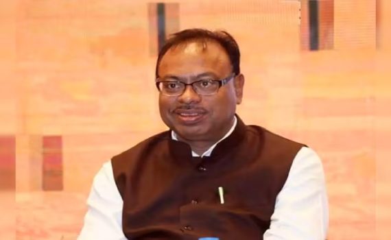 सरकारी जमिनींवरील अतिक्रमणांबाबत इशारा