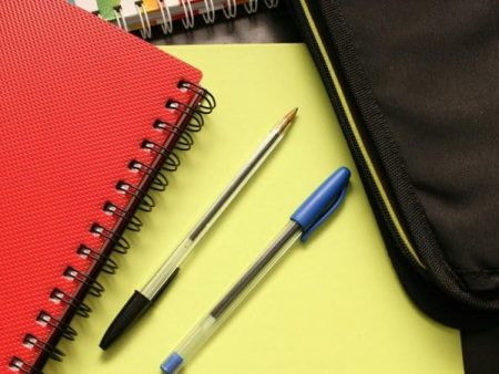 दर्जेदार शैक्षणिक साहित्यासाठी निधी मंजूर