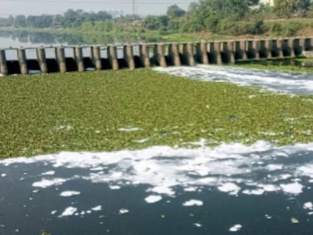 इंद्रायणी नदी प्रदूषणाच्या विळख्यात