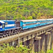 कोकणासाठी अतिरिक्त उन्हाळी रेल्वे गाड्या  
