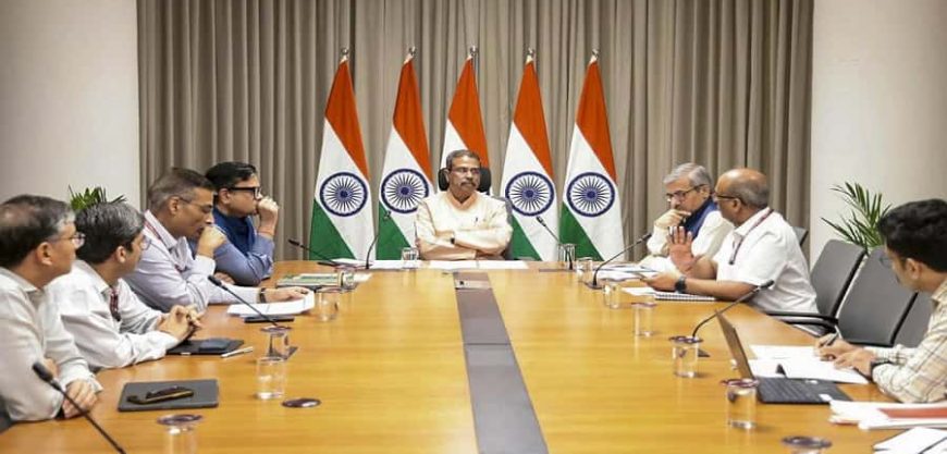 नीट पुनर्परीक्षेसाठी कडक सुरक्षेचे आदेश