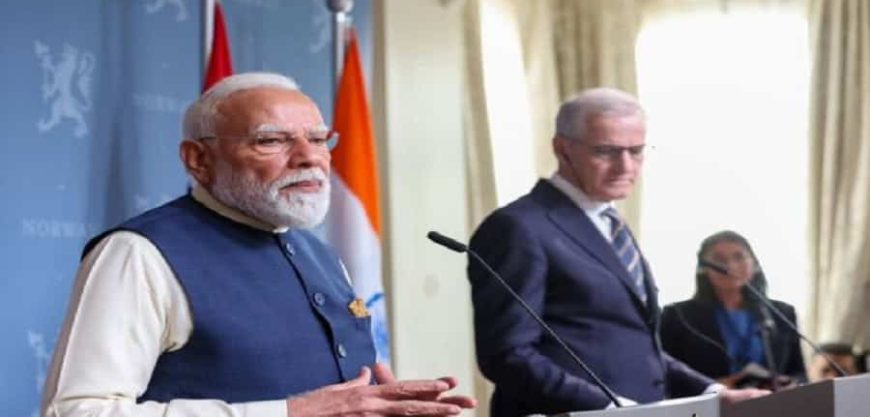 नॉर्वे परिषदेत पंतप्रधानांचे सहकार्याचे आवाहन