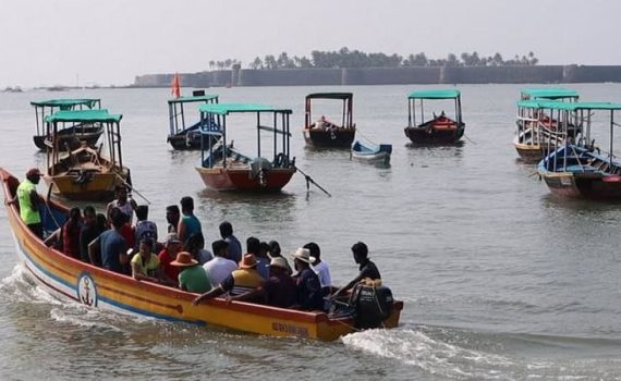 मालवणातील नौका सेवा तात्पुरत्या बंद