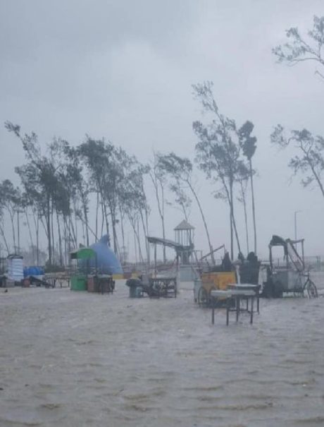 दक्षिण भारतात मुसळधार पावसाचा इशारा