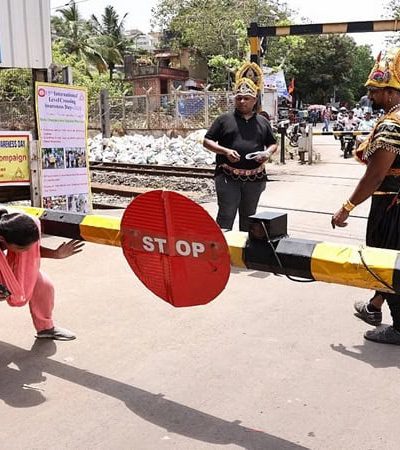 रेल्वे फाटकमुक्तीसाठी प्रकल्पांना मंजुरी