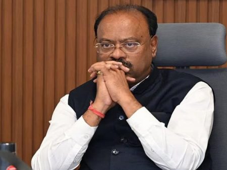जमिनींच्या अधिकारांचे स्थानिक विकेंद्रीकरण