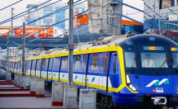 बेस्ट संपामुळे मुंबई मेट्रोचा नवा विक्रम