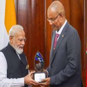 पंतप्रधान मोदींना सेशेल्सचा सर्वोच्च सन्मान