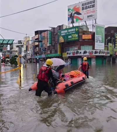 जपानमध्ये लाखो नागरिकांचे स्थलांतर