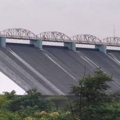 धरणांमधील पाणीसाठ्याची पातळी चिंताजनक