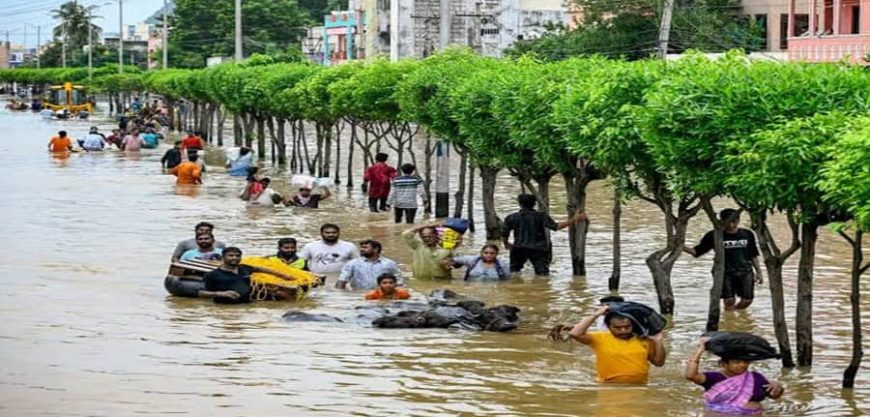 केंद्र सरकारकडून पूरग्रस्तांना मदत