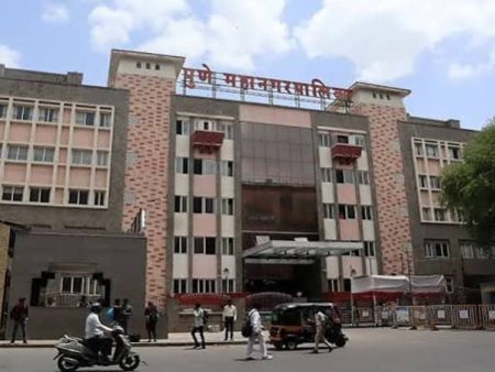 पुण्यात नव्या इमारतींमध्ये युरिनलची सक्ती