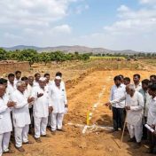 योग्य मोबदल्यासाठी बाधित शेतकऱ्यांचा एल्गार
