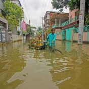बांगलादेशात महापुराचा हाहाकार