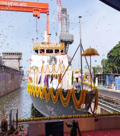 मछलीपट्टणम युद्धनौकेचे यशस्वी जलावतरण