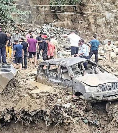 काश्मीरमध्ये पूरस्थिती – महामार्ग ठप्प