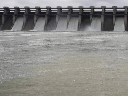 धरणांमधील पाणीसाठ्यात वाढ
