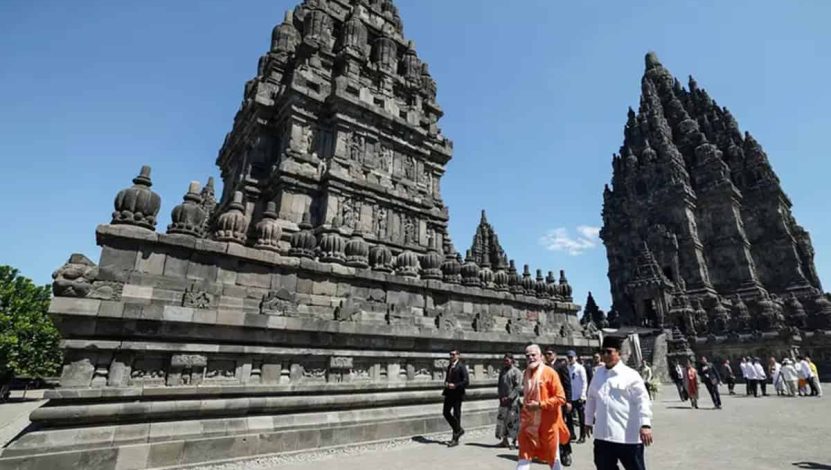 पंतप्रधानांची प्रमबाणन मंदिराला भेट