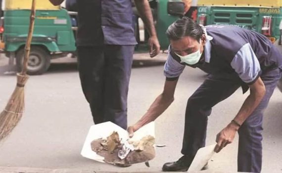 पुण्यात रातोरात पालखी मार्गाची सफाई