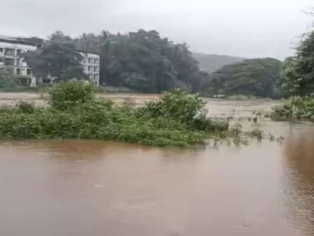 जगबुडी नदीने धोकादायक पातळी ओलांडली