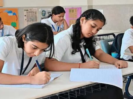 परीक्षांऐवजी मूल्यमापनाची नवी पद्धत