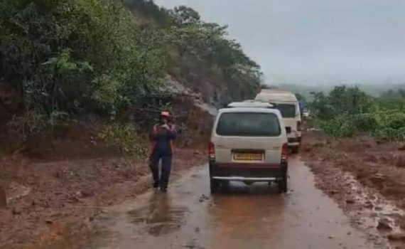 आंबेनळी घाट पुन्हा बंद