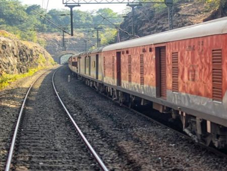 कोकणवासीयांसाठी नवीन दैनंदिन एक्स्प्रेस मंजूर