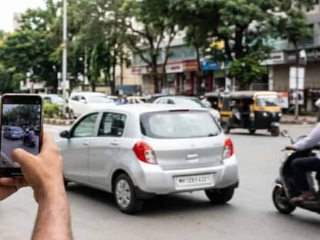 ठाण्यात व्हॉट्सॲपवर नोंदवा वाहतूक तक्रारी