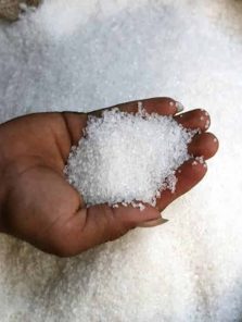 देशात साखरेचा पुरेसा साठा उपलब्ध