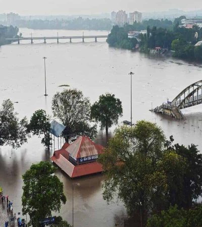 मुसळधार पावसामुळे नद्यांना पूर