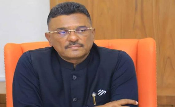 व्यावसायिक वाहनचालकांना मराठी अनिवार्य
