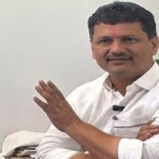 आरोग्य अधिकाऱ्यांच्या गुणांचे मूल्यांकन