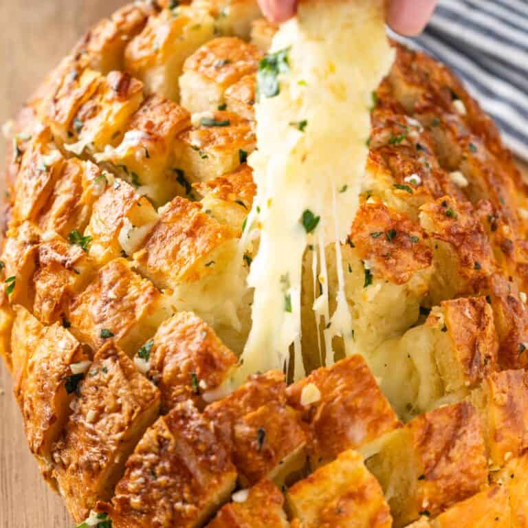 Air Fryer Garlic Bread (Pull-Apart Style)