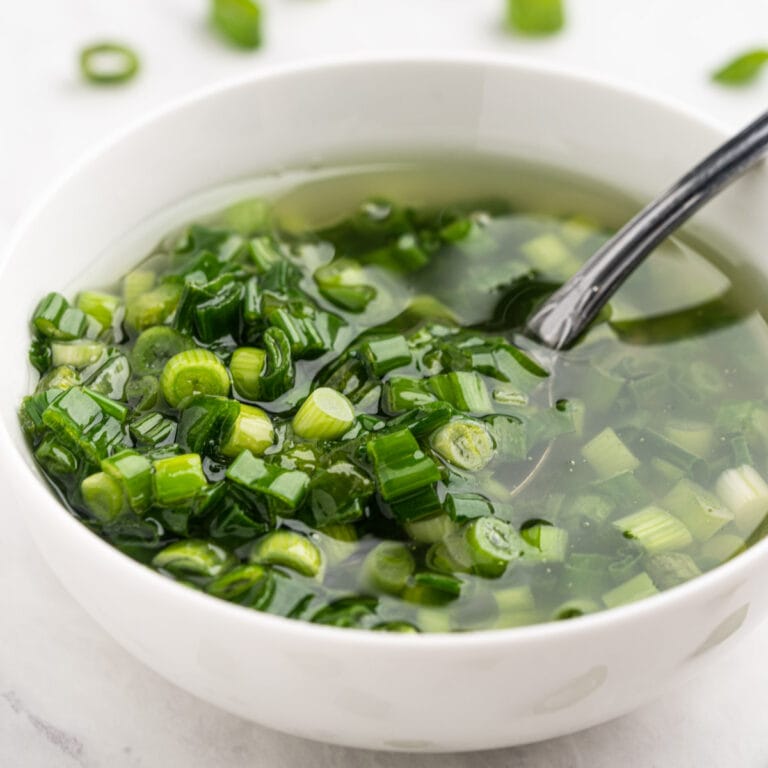 bowl of Vietnamese scallion oil.